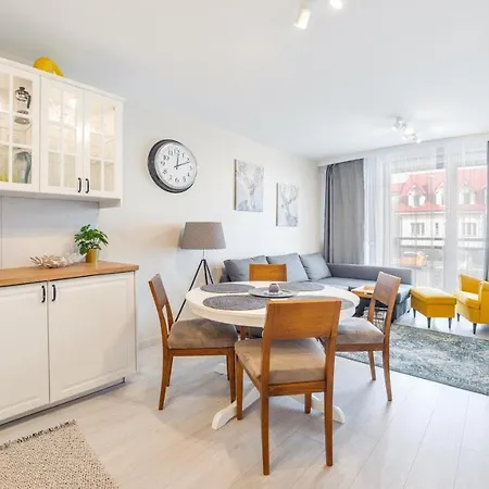 Bursztynowa, Sun & Snow * Kąty Rybackie